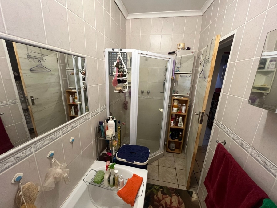 4 Bedroom Property for Sale in Geelhoutpark North West